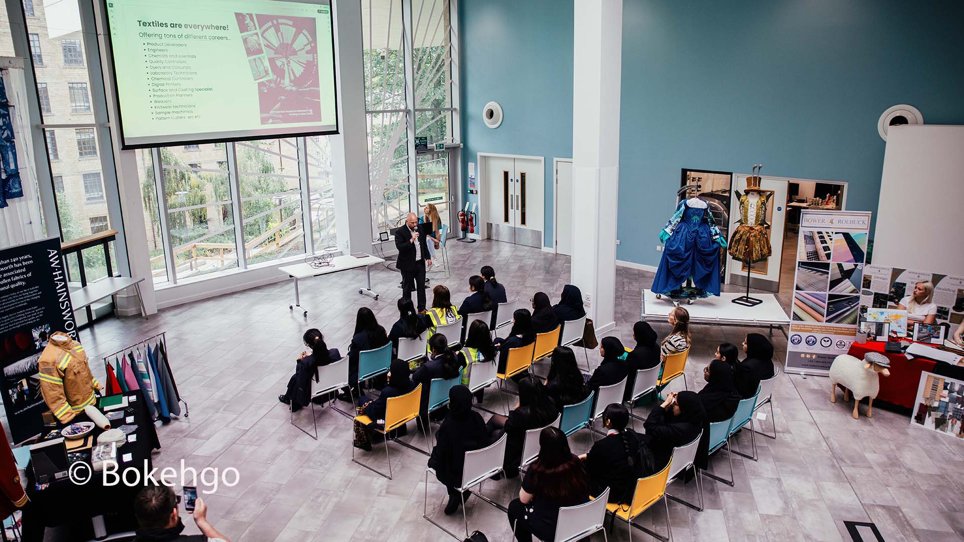 Students from local schools and colleges have gained an insight into the textiles industry in West Yorkshire at the latest WOVEN Textiles Futures event at the University of Huddersfield. 