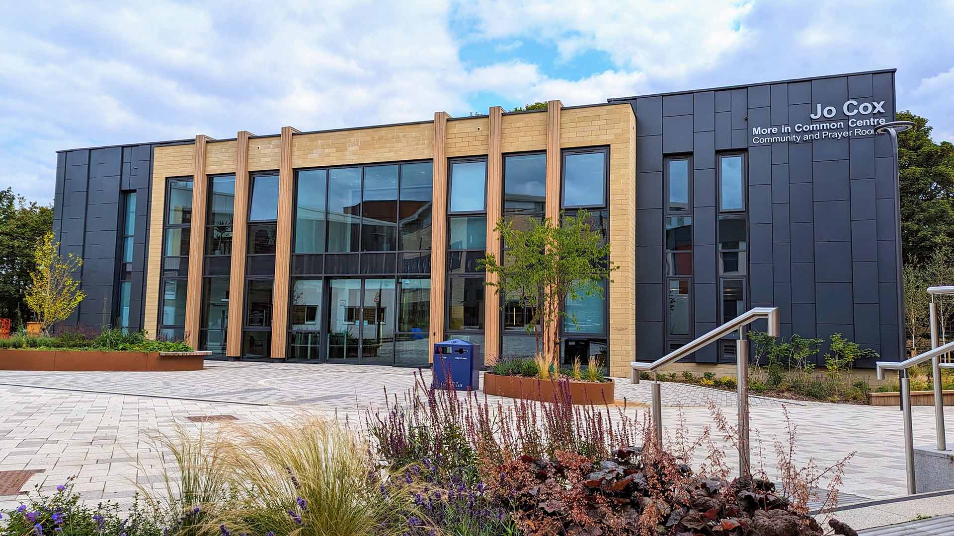 Jo Cox More in Common Centre recognised for approach to health and wellbeing​